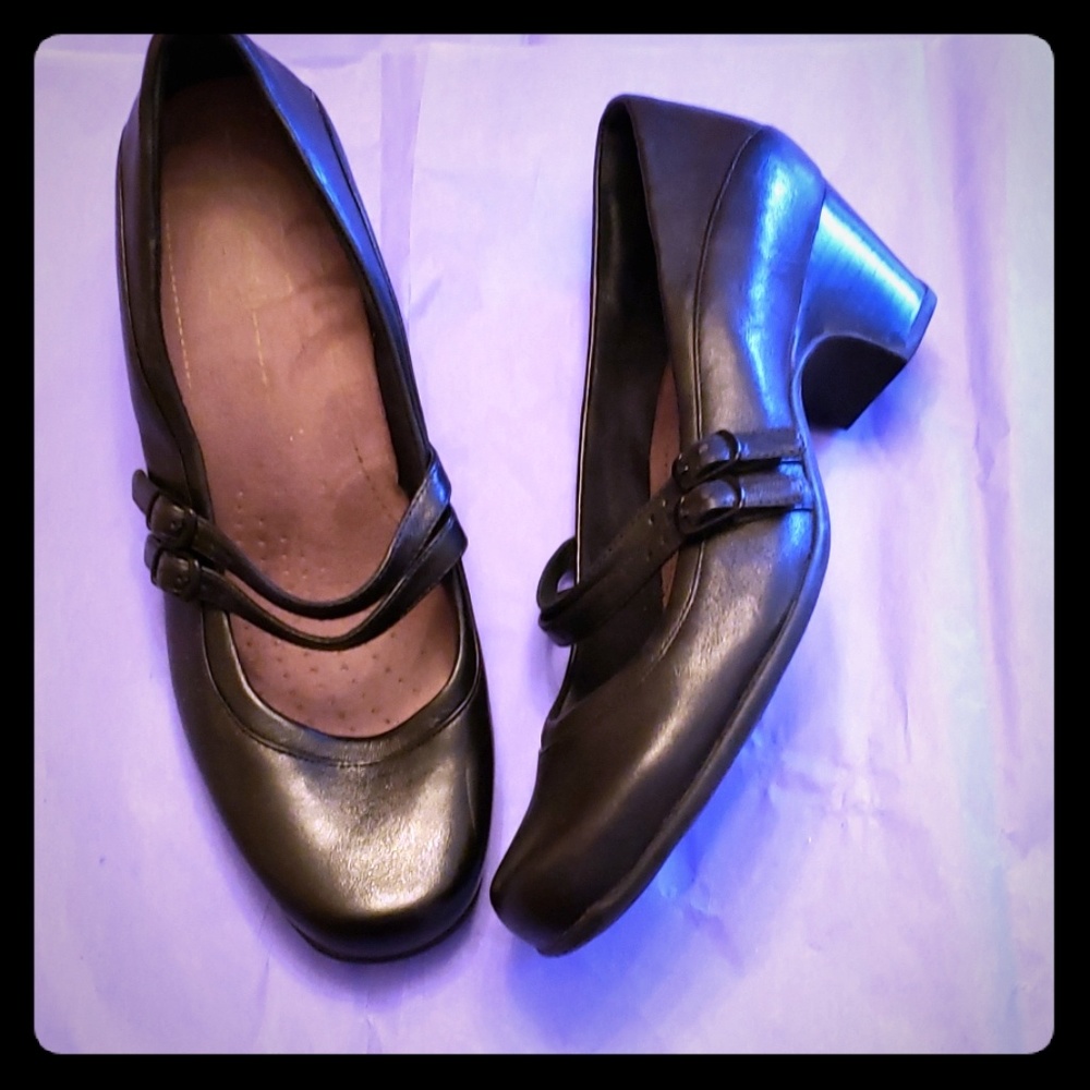 Shoes, heel